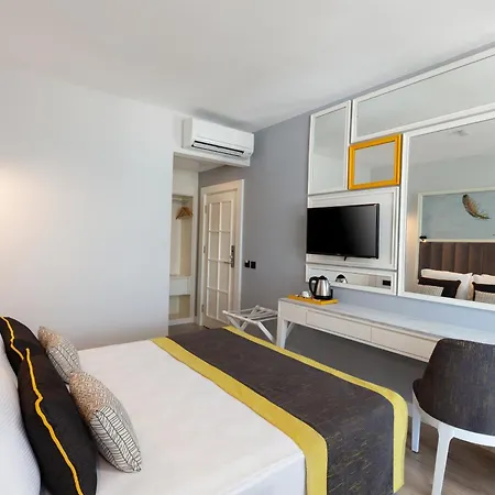 The Raga Ultra (adults Only) 5* Side