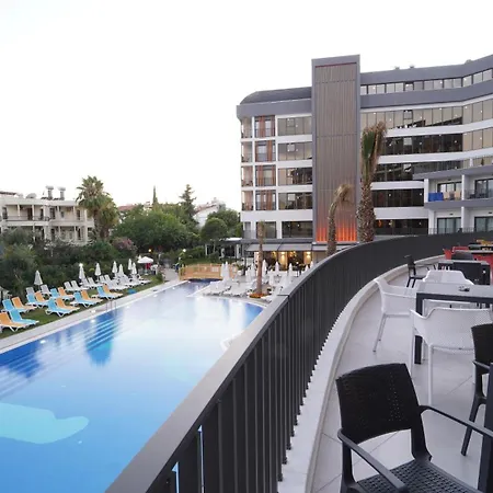 Hotell The Raga Ultra (adults Only)