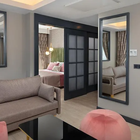 Hotell The Raga Ultra (adults Only)