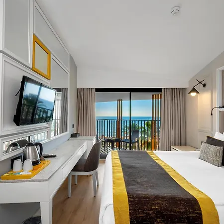 Hotel The Raga Ultra (adults Only)