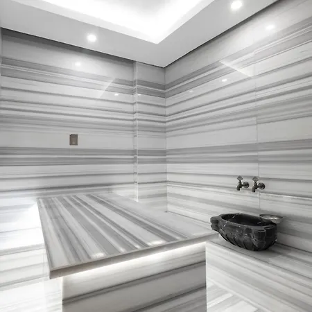 Hotel The Raga Ultra (adults Only)