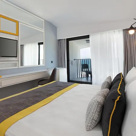 The Raga Ultra (adults Only) Side