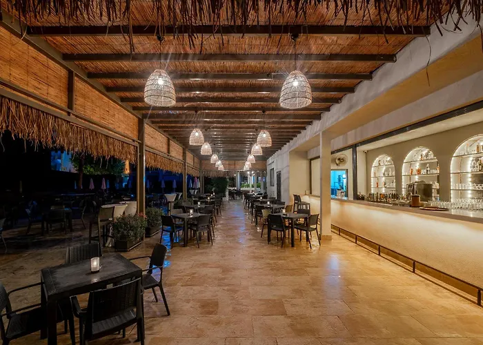 Hotel The Raga Ultra (adults Only) Side